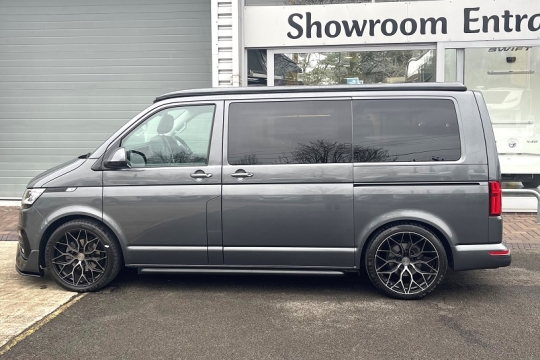 vw-transporter-all-seasons-exterior-side.jpg