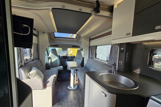 Swift-Voyager-540-Rear-to-Front.jpg