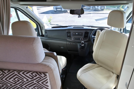 rimor-evo-5-interior-cab.jpg