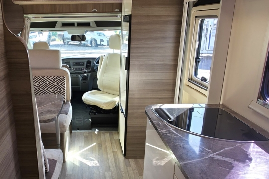 rimor-evo-5-interior-to-cab.jpg