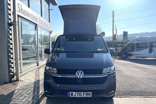 vw-autohaus-ashton-exterior-front.jpg