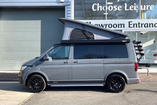 vw-autohaus-ashton-exterior-side.jpg