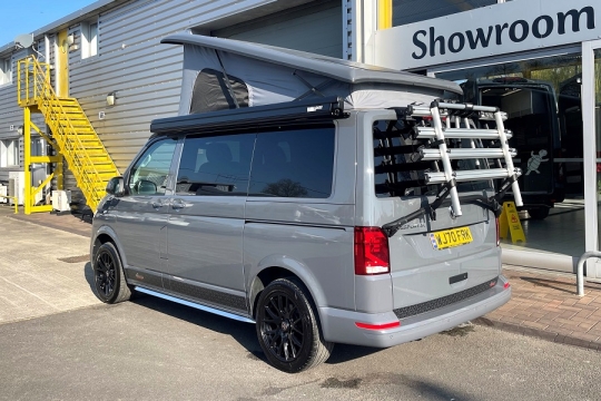 vw-autohaus-ashton-exterior-rear-side.jpg