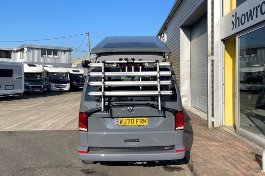 vw-autohaus-ashton-exterior-rear.jpg