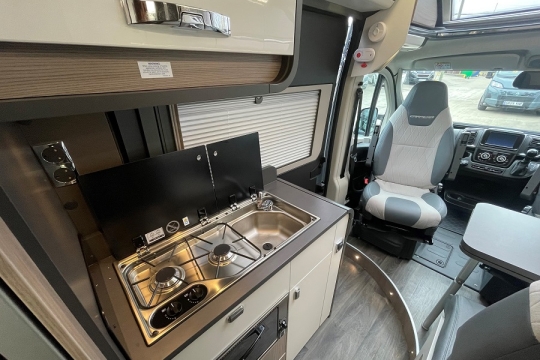 swift-carrera-194-interior-kitchen.jpg