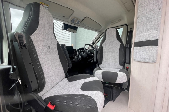 auto-sleepers-warwick-xl-interior-cab-seats.jpg