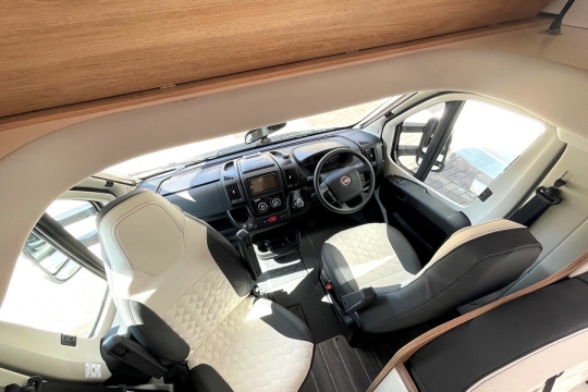 rollerteam-autoroller-746-interior-cab-birdseye.jpg