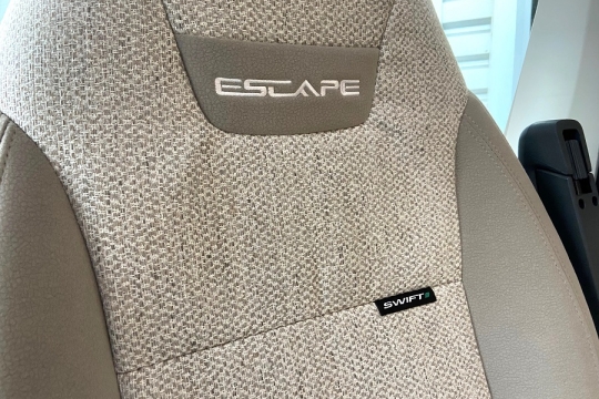 swift-escape-640-interior-seat.jpg
