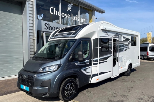 swift-escape-694-exterior-front-side.jpg