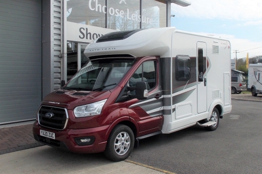 auto-trail-tribute-f60-exterior-front.jpg