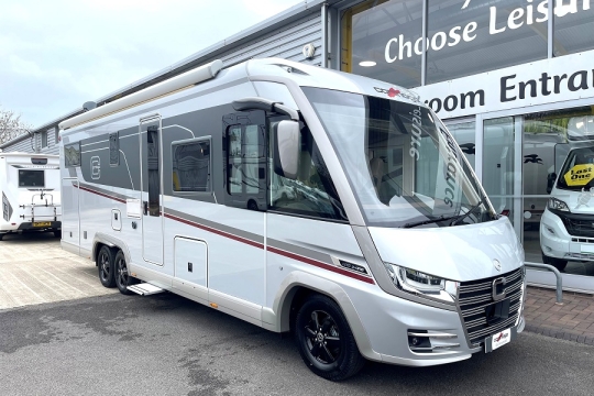 carthago-e-line-i-61-xl-le-exterior-front-side.jpg