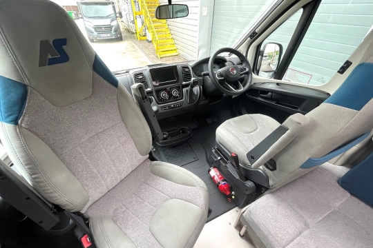 auto-sleepers-fairford-plus-interior-cab.jpg