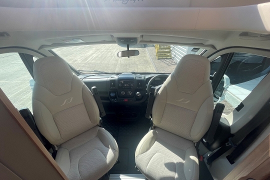 bailey-autograph-68-2-interior-cab.jpg