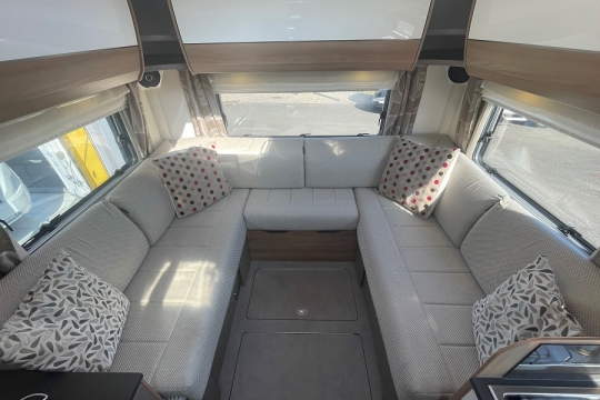 bailey-autograph-68-2-interior-rear-lounge.jpg