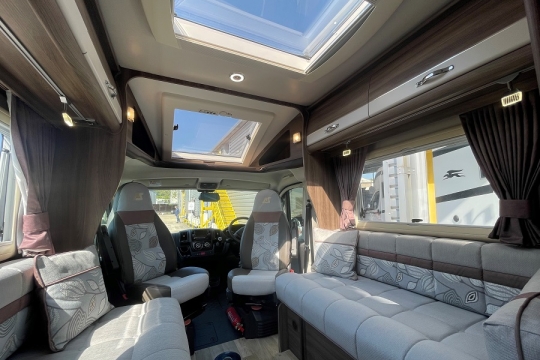 auto-sleepers-nuevo-ek-interior-lounge-view.jpg