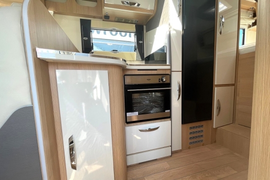 mclouis-fusion-360-interior-kitchen.jpg