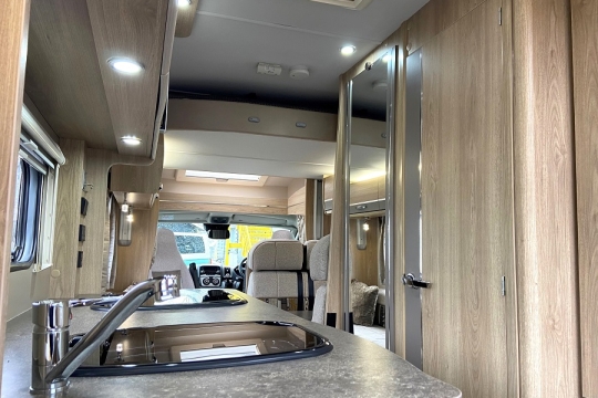 elddis-evolution-196-interior-to-front.jpg