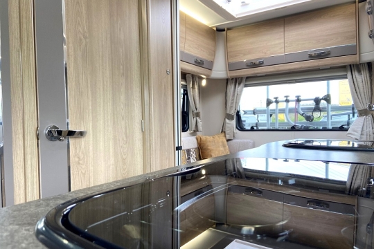 elddis-evolution-196-interior-to-rear-from-door.jpg