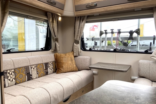 elddis-evolution-196-interior-rear-lounge-left.jpg