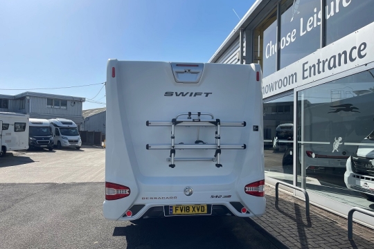 swift-bessacarr-542-exterior-rear.jpg