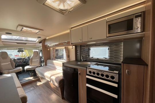 swift-bessacarr-542-interior-front-lounge.jpg