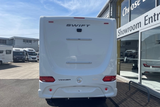 swift-voyager-505-exterior-rear.jpg