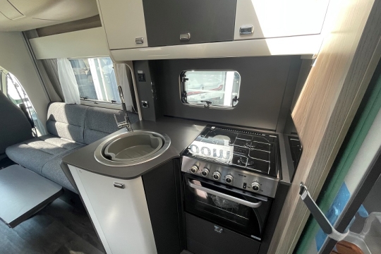 swift-voyager-505-interior-kitchen.jpg