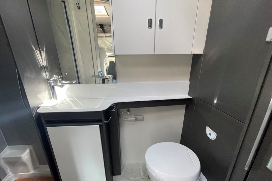 swift-voyager-505-interior-washroom.jpg