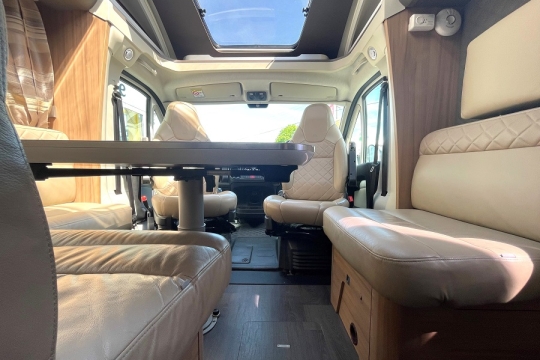 adria-coral-670-sc-plus-interior-lounge.jpg