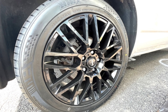 vw-camperking-le-mans-exterior-wheels.jpg