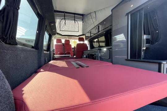 vw-camperking-monte-carlo-interior-bed.jpg