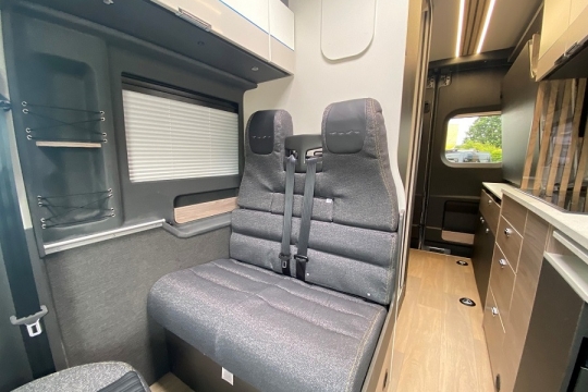 swift-trekker-s-interior-seats.jpg