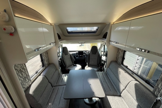 swift-escape-684-interior-lounge.jpg