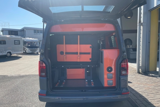 vw-camper-vanlife-exterior-rear.jpg