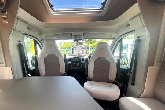 burstner-lyseo-t745-harmony-interior-cab.jpg