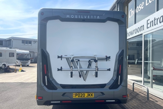 mobilvetta-k-yacht-teknoline-85-exterior-rear.jpg