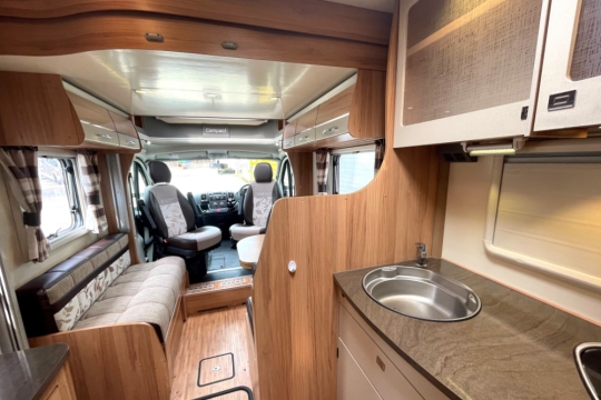 bailey-approach-compact-540-interior-to-front.jpg