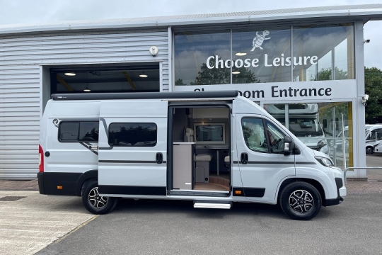Etrusco-CV-640-SB-Exterior-Side-Open.jpg