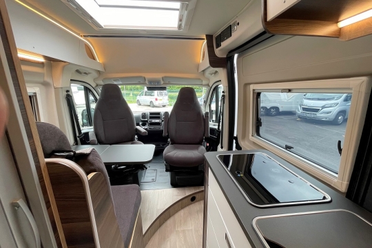 Laika-Ecovip-CV-645-Interior-Front.jpg