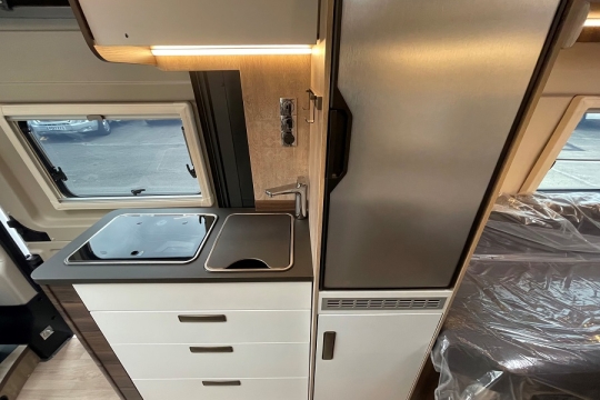 Laika-Ecovip-CV-645-Interior-Kitchen.jpg