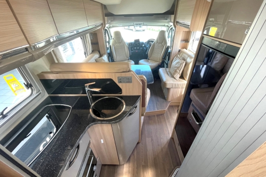 burstner-ixeo-it-734-interior-to-front.jpg