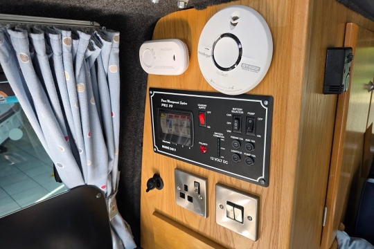 VW-Teahupoo-Conversion-Interior-Details.jpg