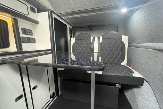 dub-hut-interior-to-rear.jpg