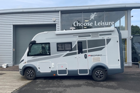 rollerteam-pegaso-590-exterior-side.jpg