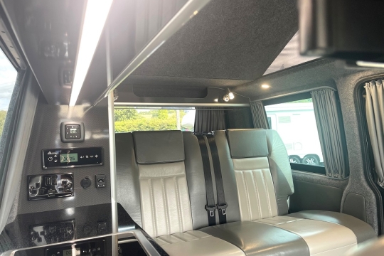 vw-autohaus-ashton-interior-to-rear.jpg