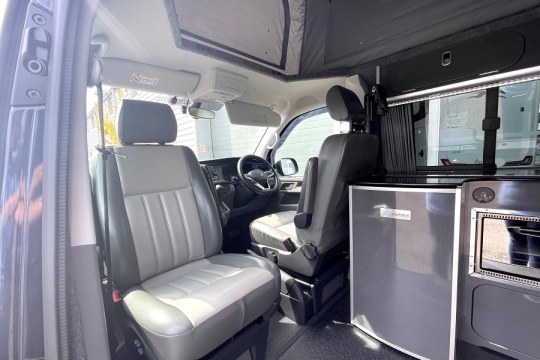 vw-autohaus-ashton-interior-front-cab.jpg