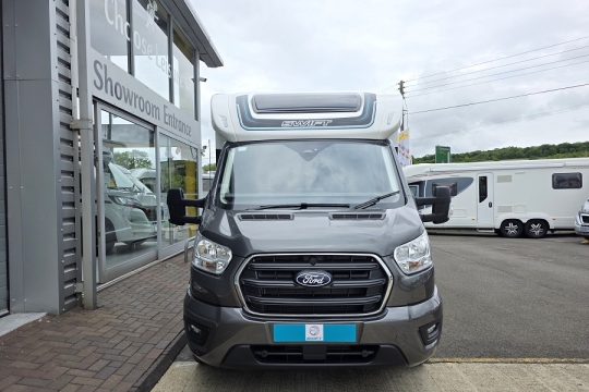 Swift-Voyager-584-Exterior-Front.jpg