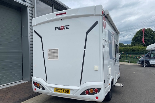 pilote-evidence-P626d-exterior-rear.jpg