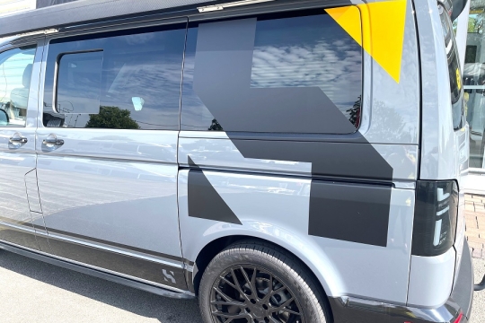 vw-woodstock-camper-exterior-side-paintwork-detail.jpg
