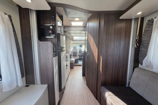 Benimar-Mileo-282-Interior-Rear-to-Front.jpg